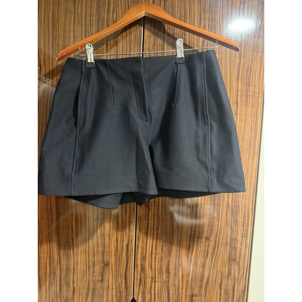 Lululemon utilitech relaxed fit high rise Shorts Women's, Black, Size 4